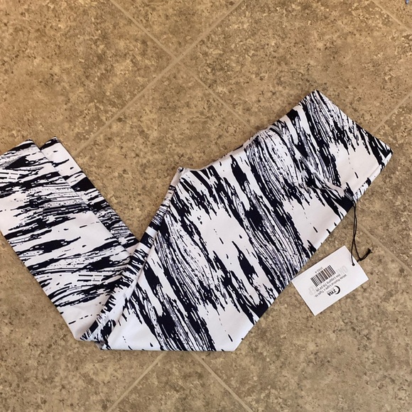 ZYIA Pants - Nwt zyia leggings